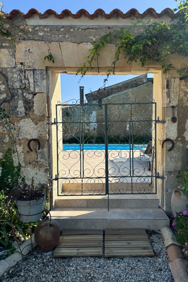 Professional Pool Fencing specialist - Pool Fencing Perth